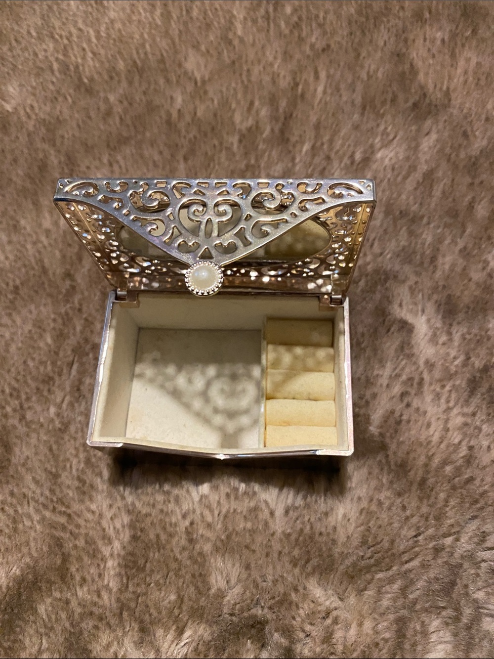 Things Remembered Silver Filigree Ring Box with Pearl Button